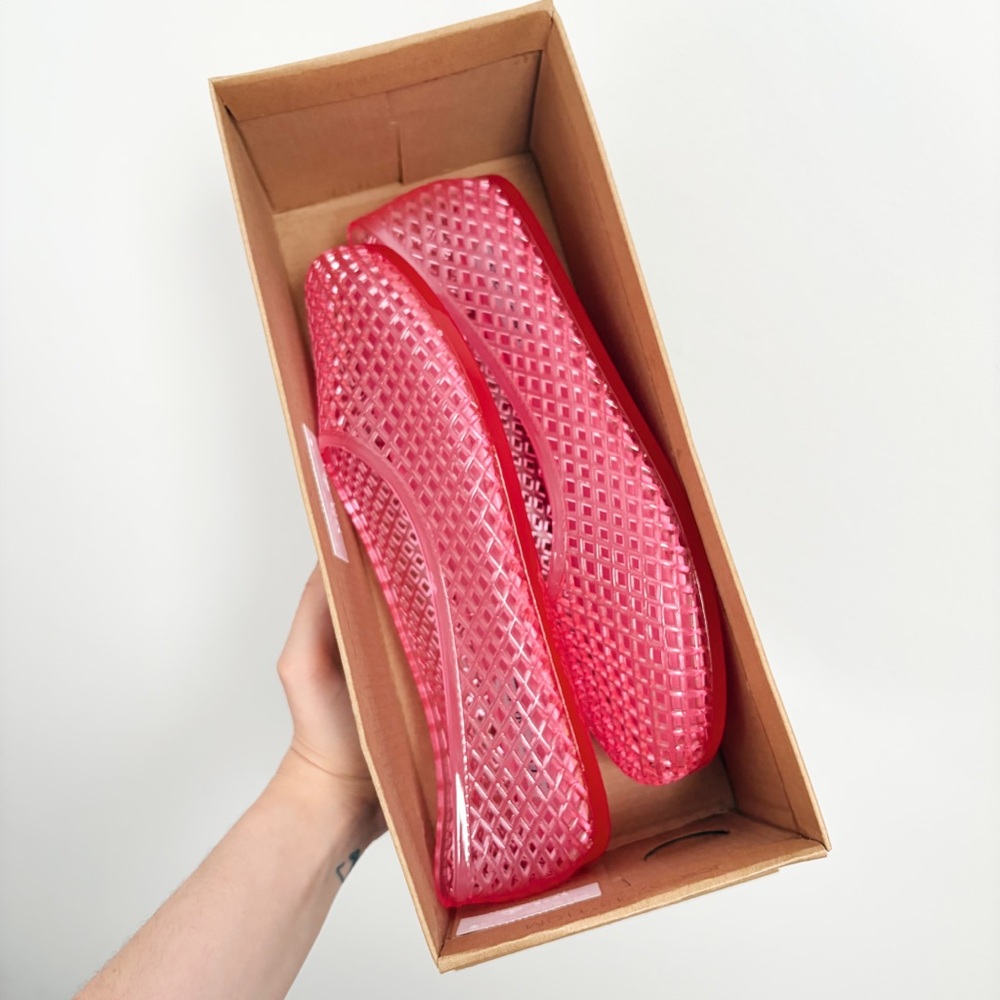 STEVE MADDEN GYZMO PINK JELLY FLATS NWT